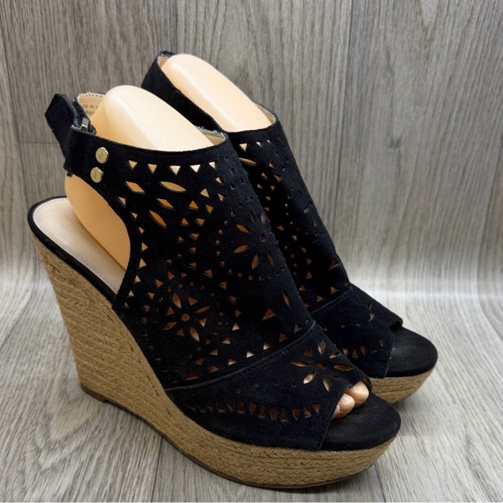 Marc Fisher Black and Tan Wedge Sandals
